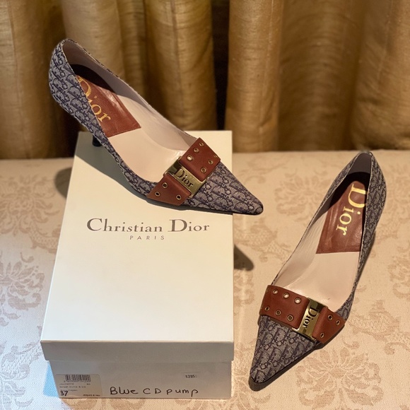 Christian Dior Navy Jacquard Canvas/Leather Logo Pump - Picture 9 of 10